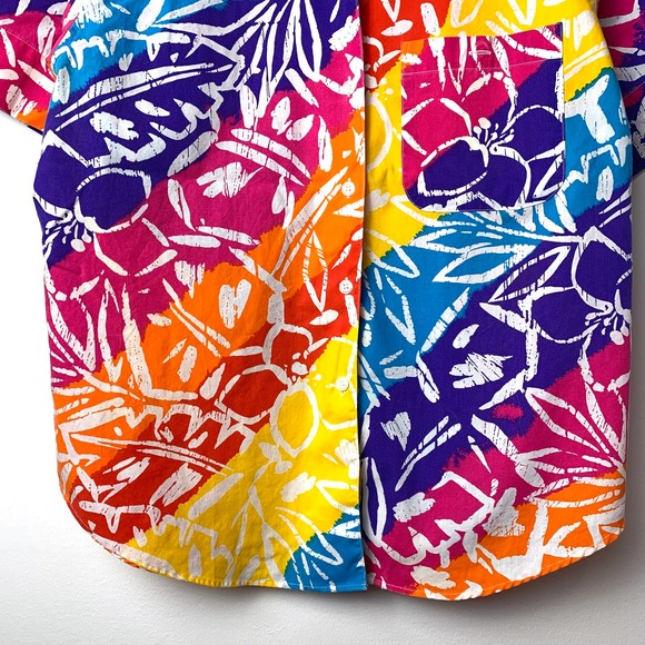 Vintage Aloha Tropical Rainbow Carriage Court Short Sleeved Button Down- M - Picture 7 of 8